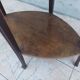 Table guéridon Art Nouveau en acajou et dessus en marbre