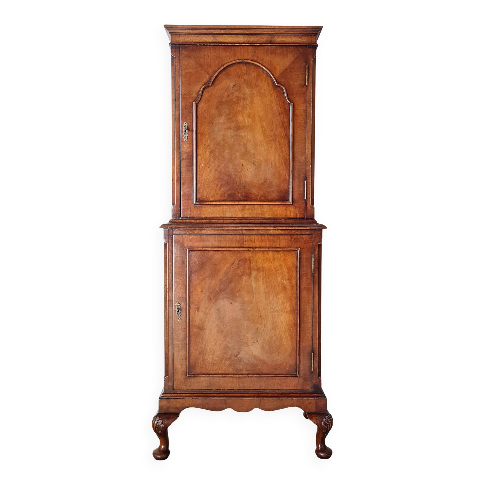 Walnut wardrobe 1930 - English storage furniture