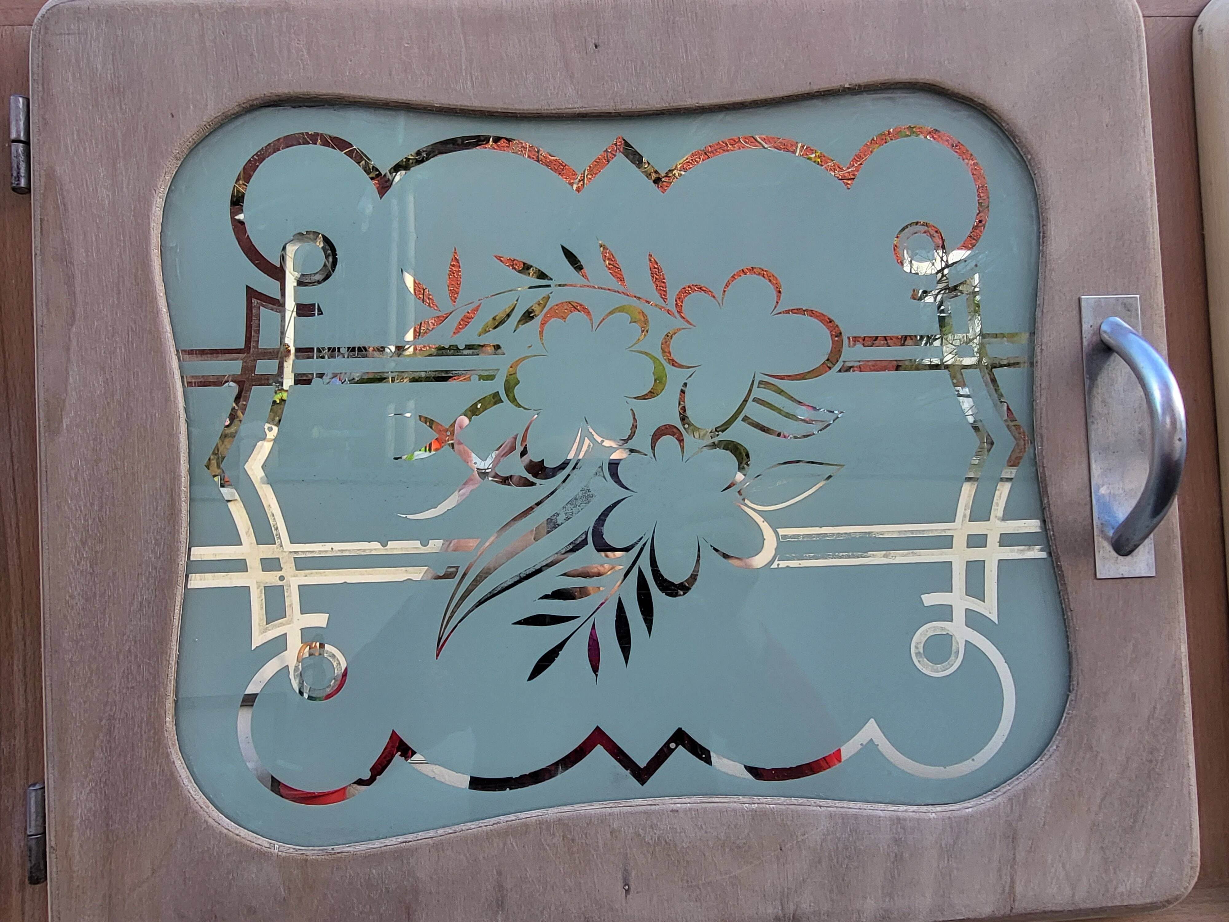 Vintage two-body buffet mado from the 1940s/50s poncé