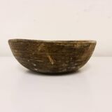 Swedish folk art, unique farmer's bowl from the early 19th century in painted wood.