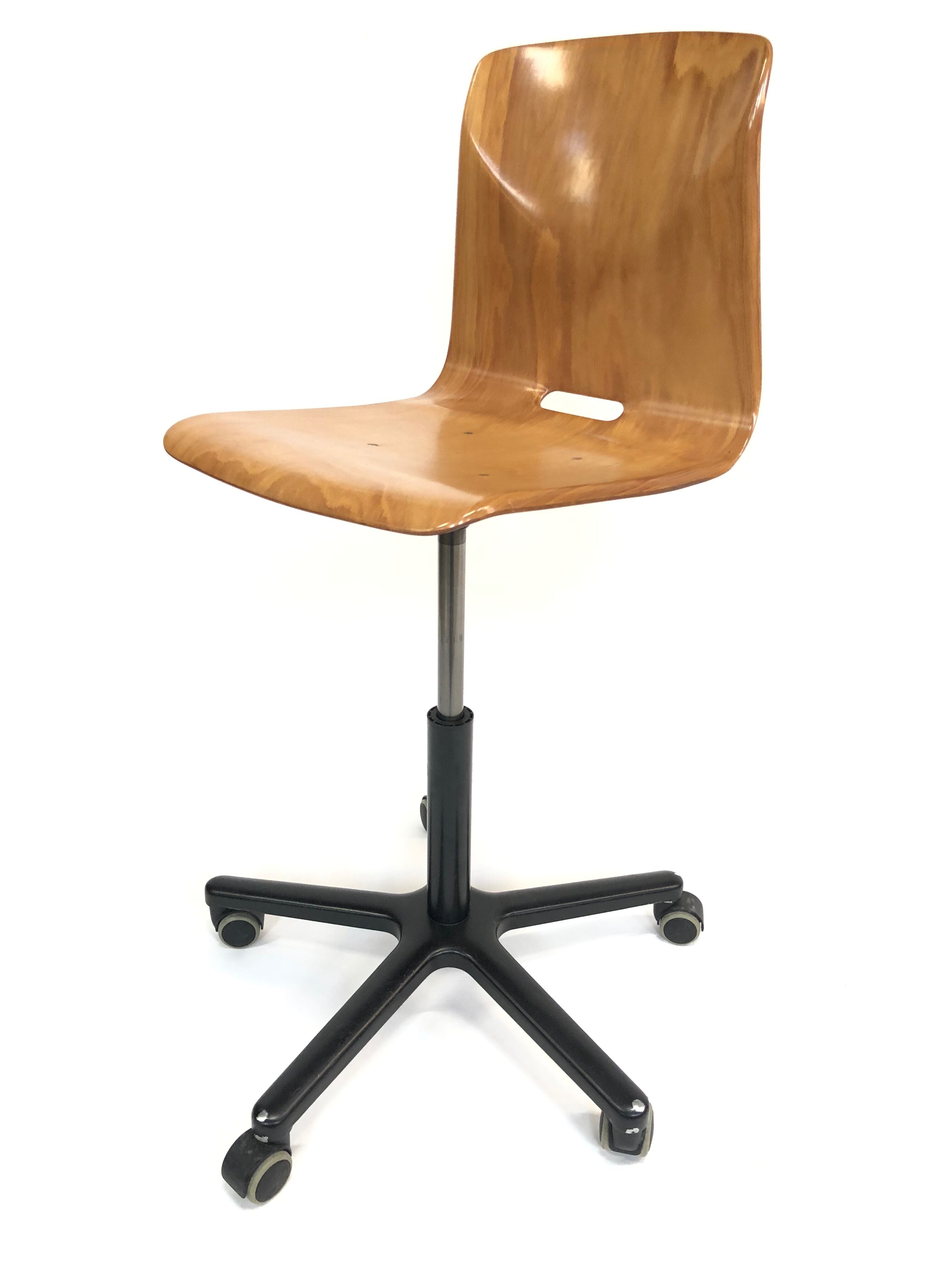 Woodmark vintage galvanitas Pagholz adjustable rotary work chair