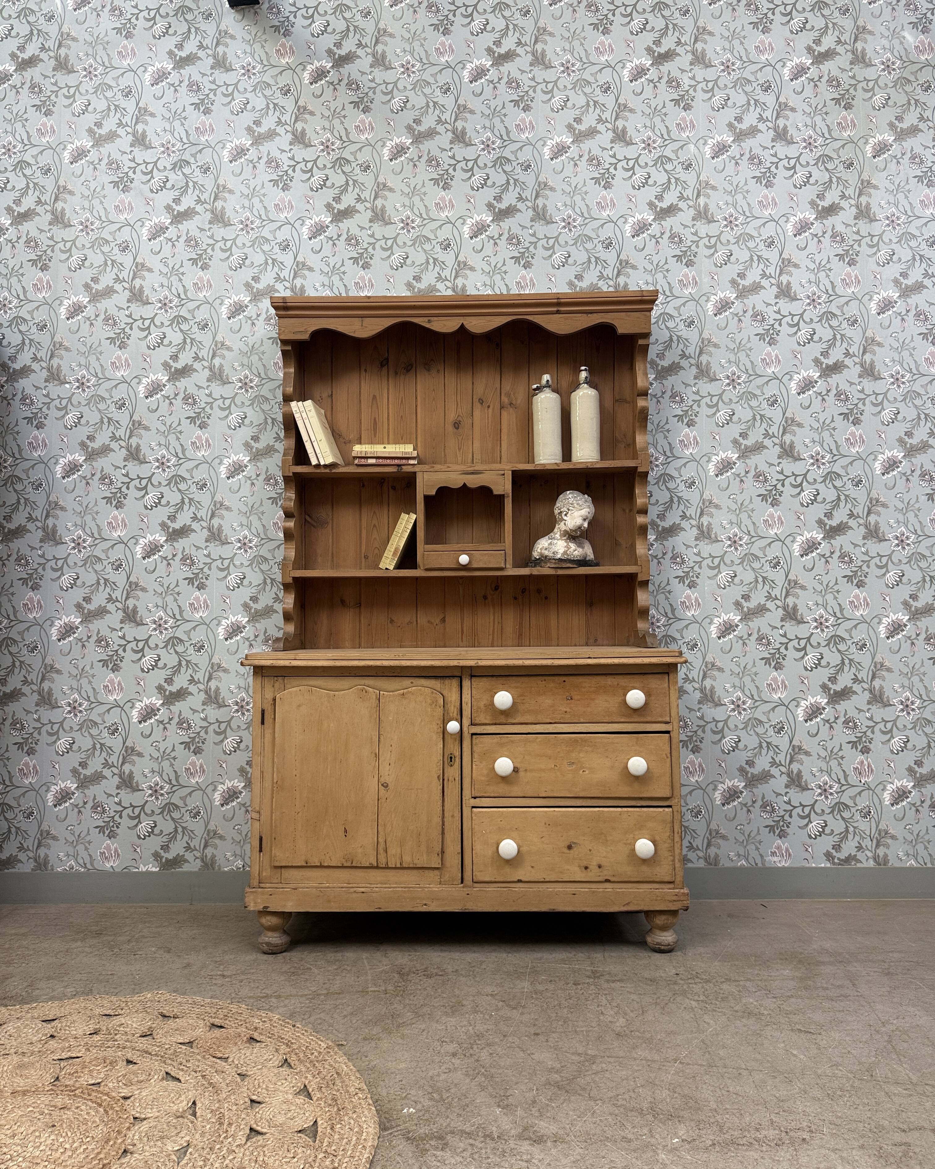 Antique English two-body buffet in solid pine (renovated)