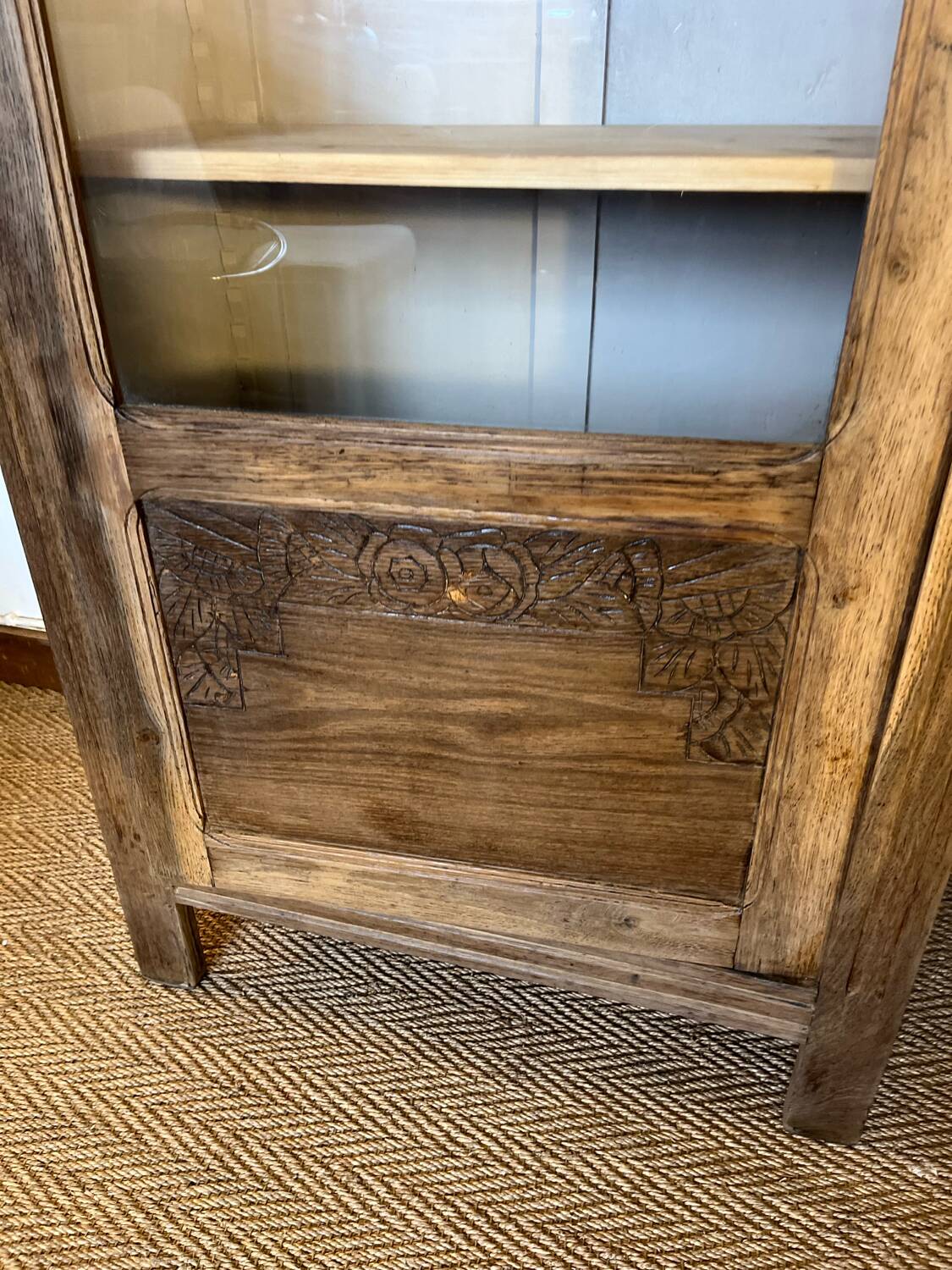 Vintage art deco dresser