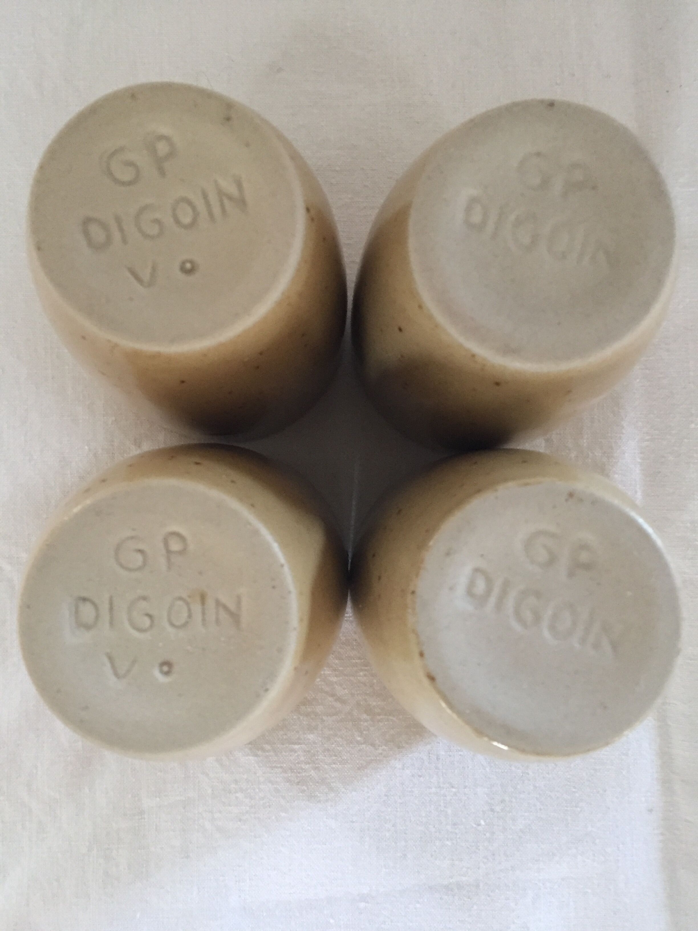 4 glasses Digoin in sandstone