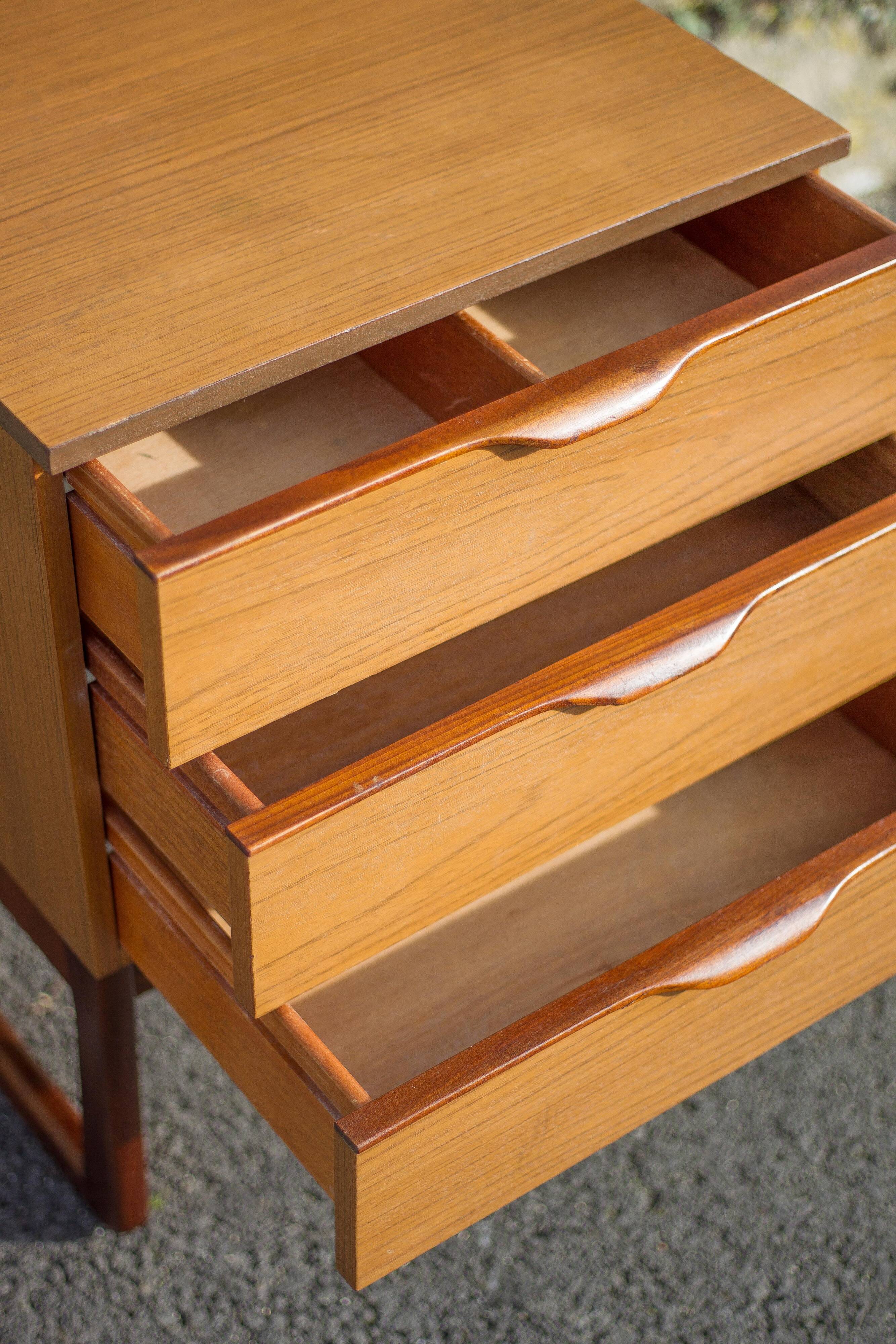 EUROPA vintage drawer unit, bedside table, end table, small chest of drawers