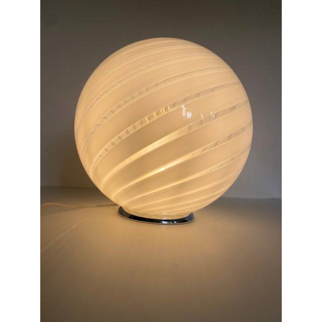 Contemporary murano spiral white murano glass table lamp