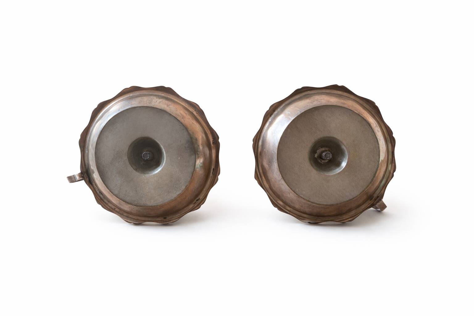 Paire de bougeoirs à main en laiton et bois, 1950