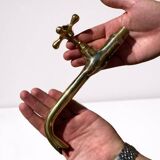 Solid brass faucet