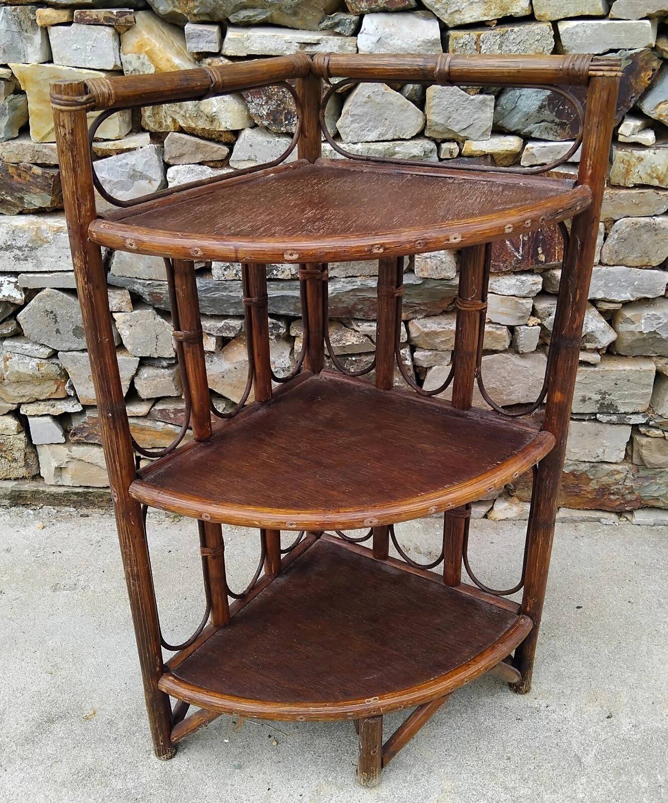 Étagère D' Angle En Rotin Vintage