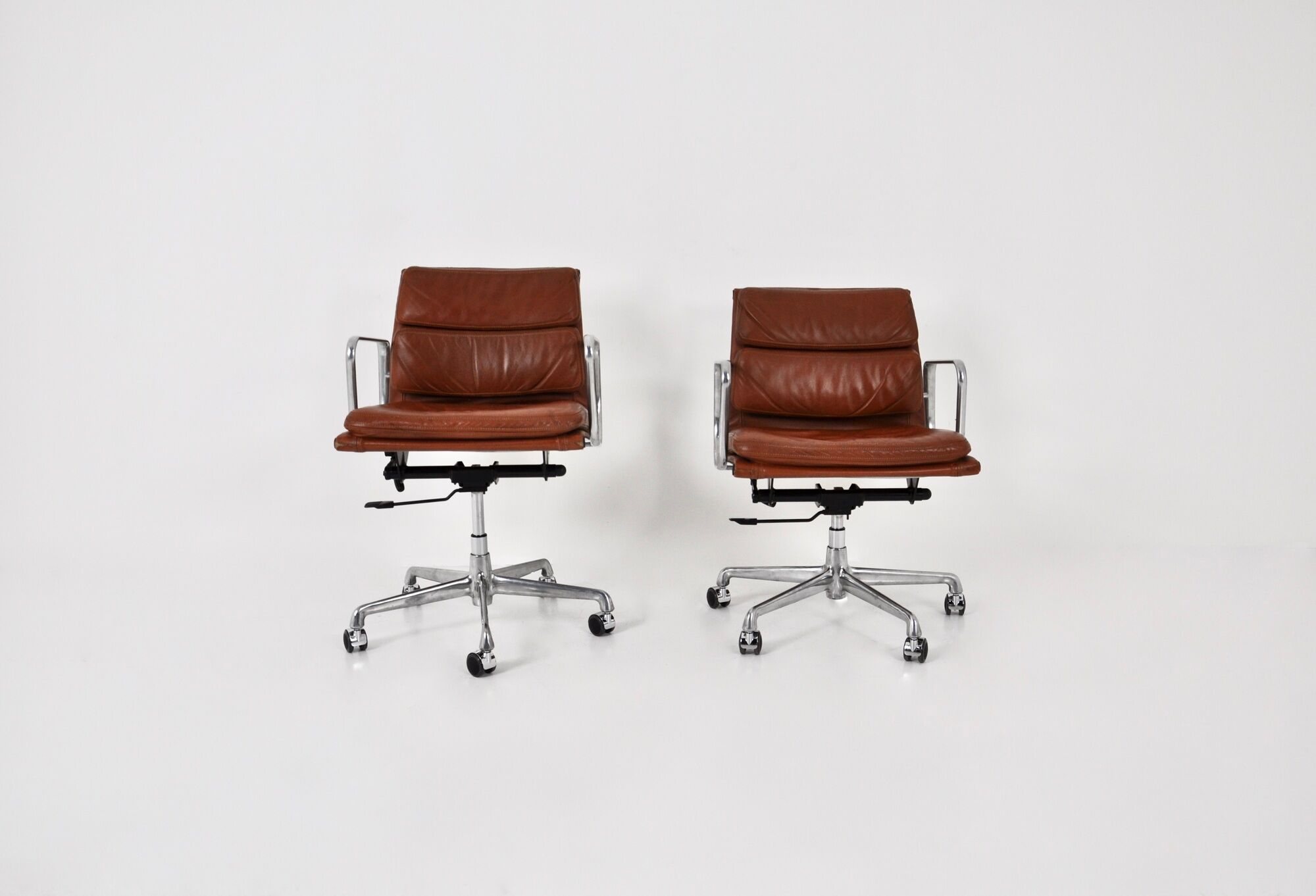EA 217 Soft Pad Chairs in Cognac Leather by Charles & Ray Eames for ICF, 1970s set of 2