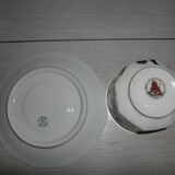 Set of 6 coffee/tea cups and 12 matching saucers from the 50's