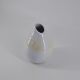 Vase en nacre blanche