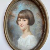 Portrait d’une jeune fille, signé, XX siècle