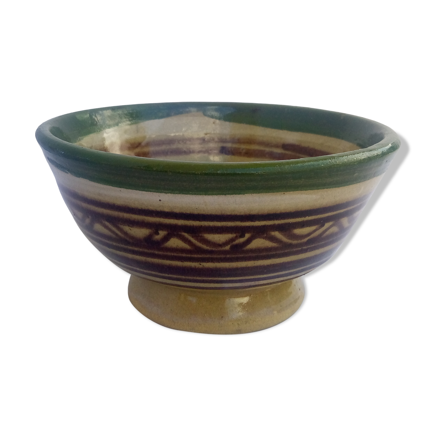 Bol berbère en terre avec motifs
