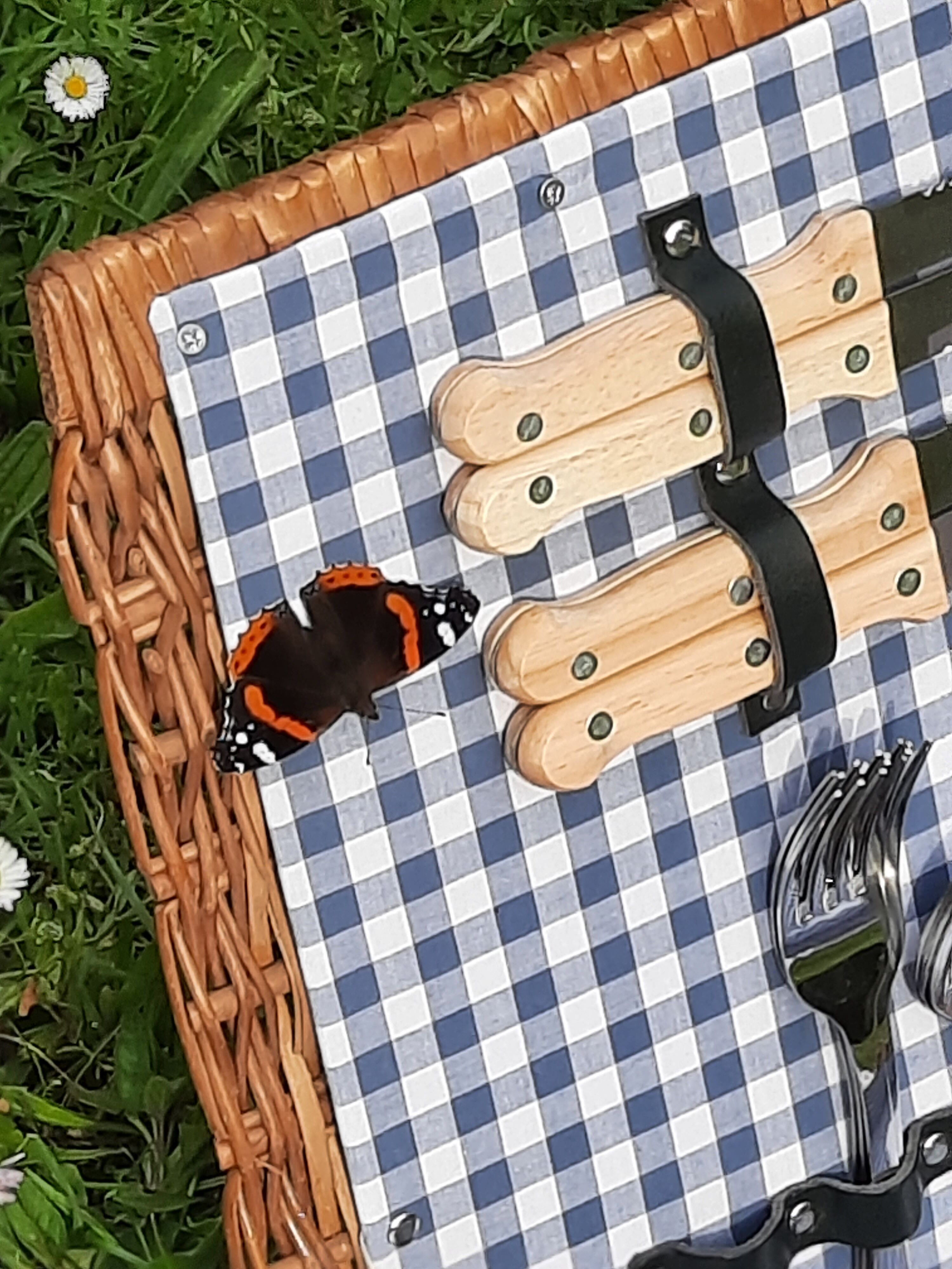 Vintage picnic basket