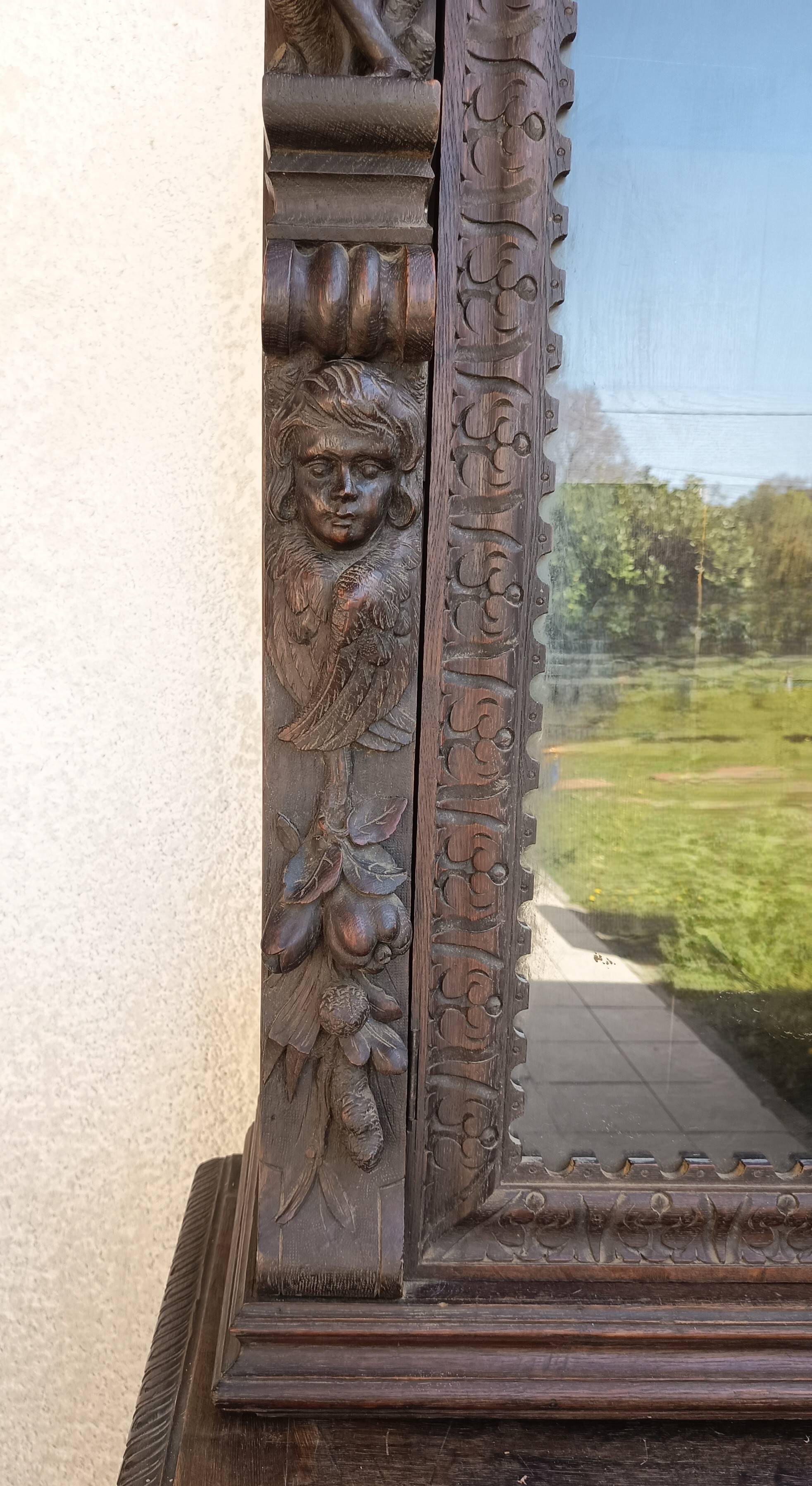 Renaissance oak library buffet from the 19th century.