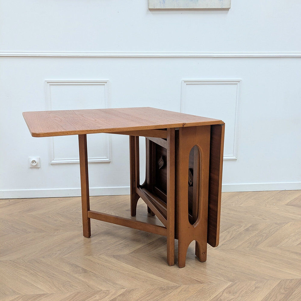 Scandinavian modular table in teak | Bendt Winge