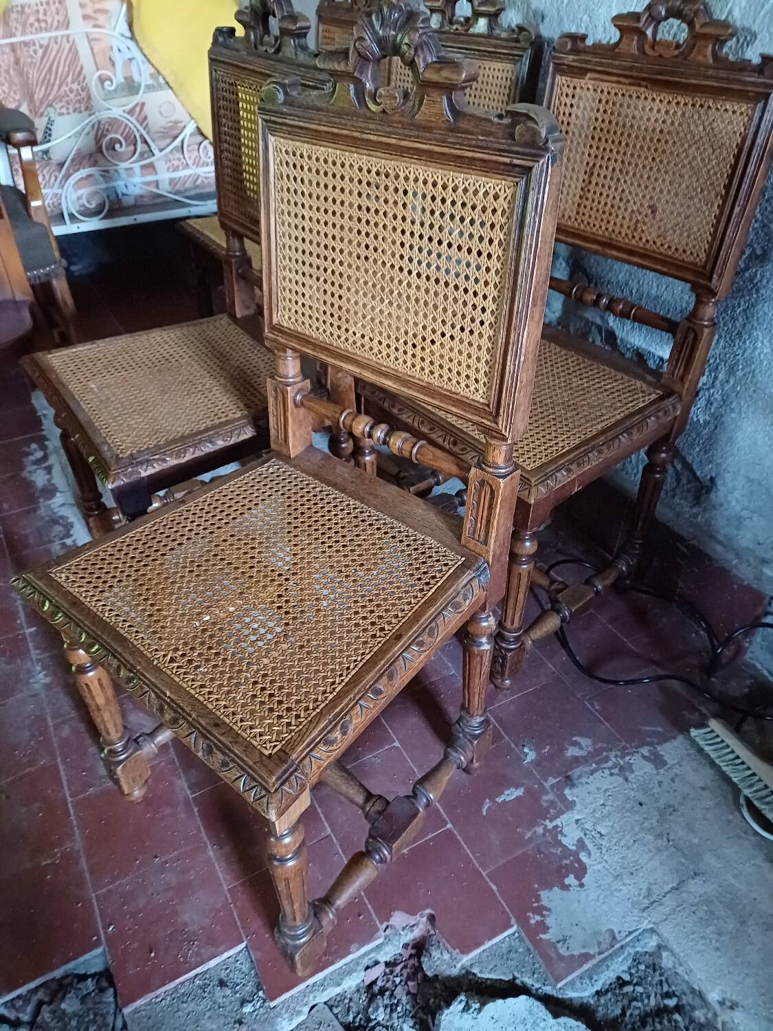 Cane chair