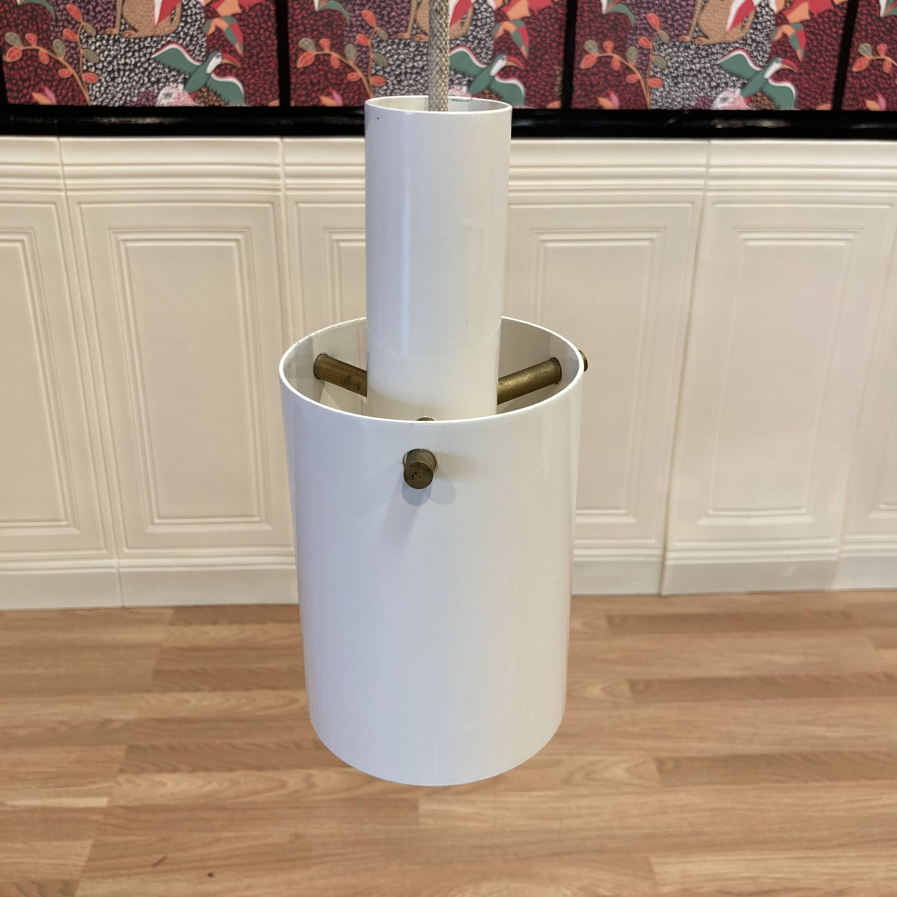 Scandinavian design metal suspension.