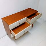 Vintage wooden chest of drawers