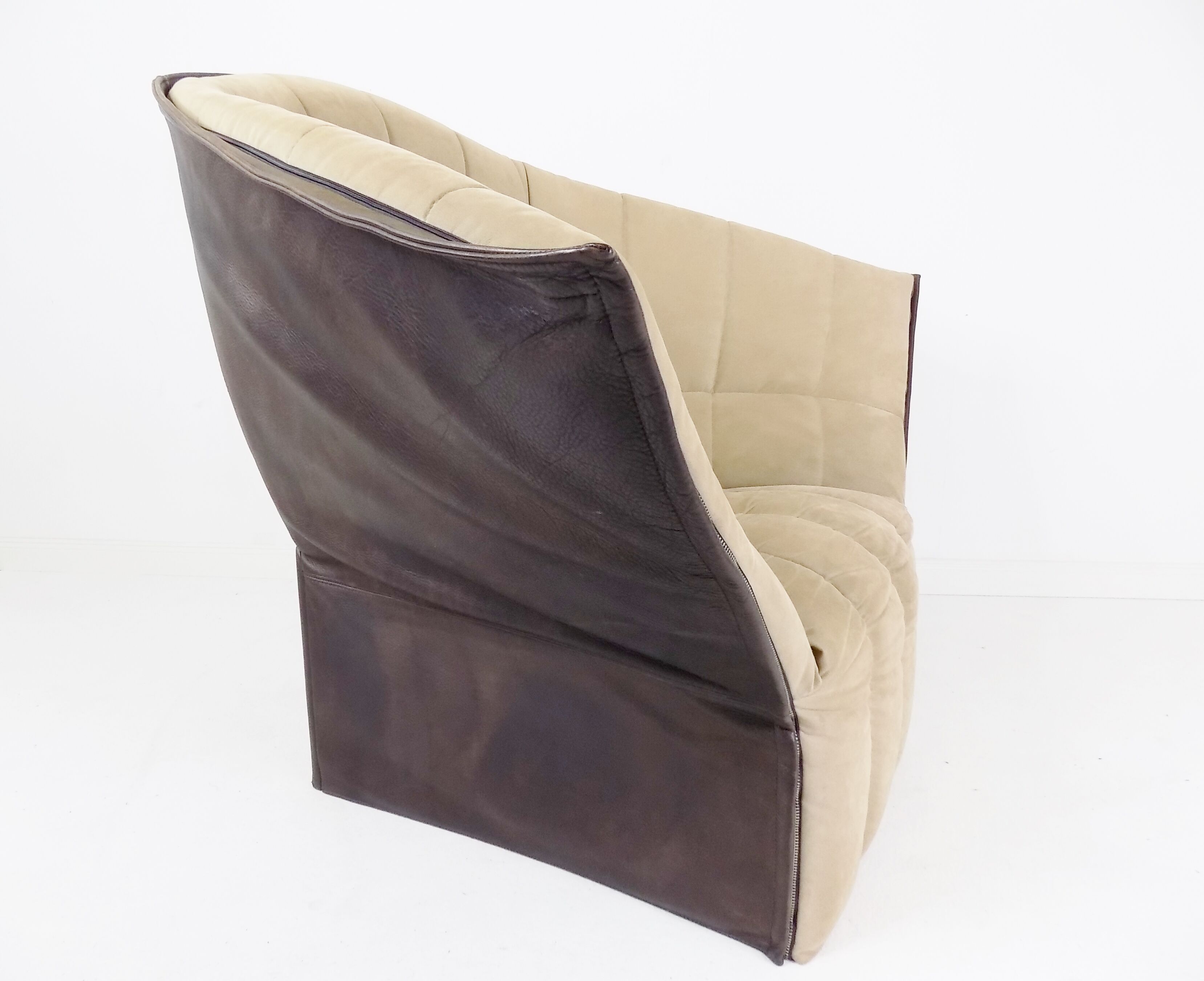 Moel lounge chair by Inga Sempé for Ligne Roset