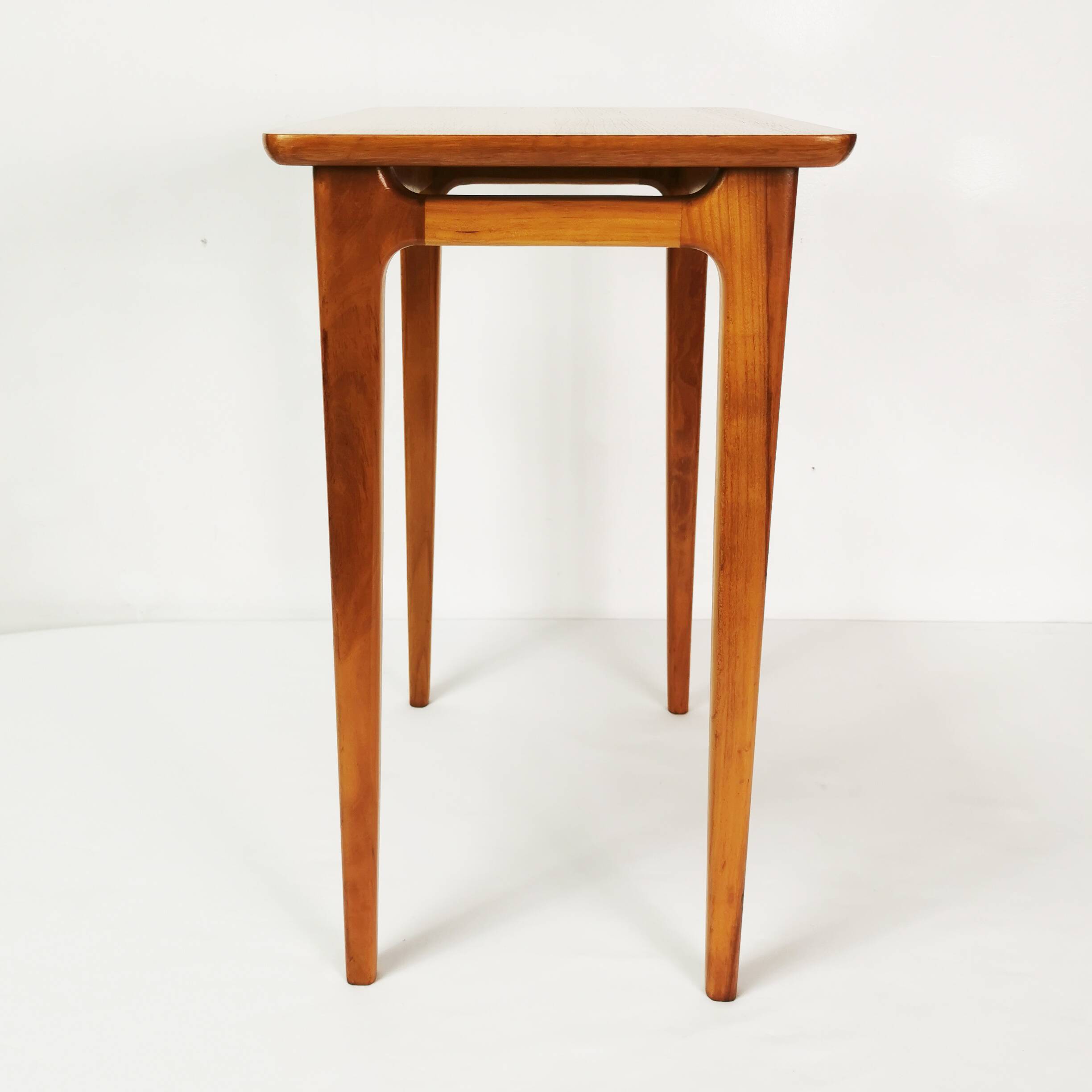Minimalist side table, Lotos, Germany, 1960s.