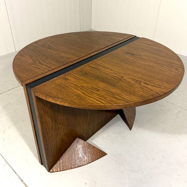 Table basse pliante en style art déco des années 1930.