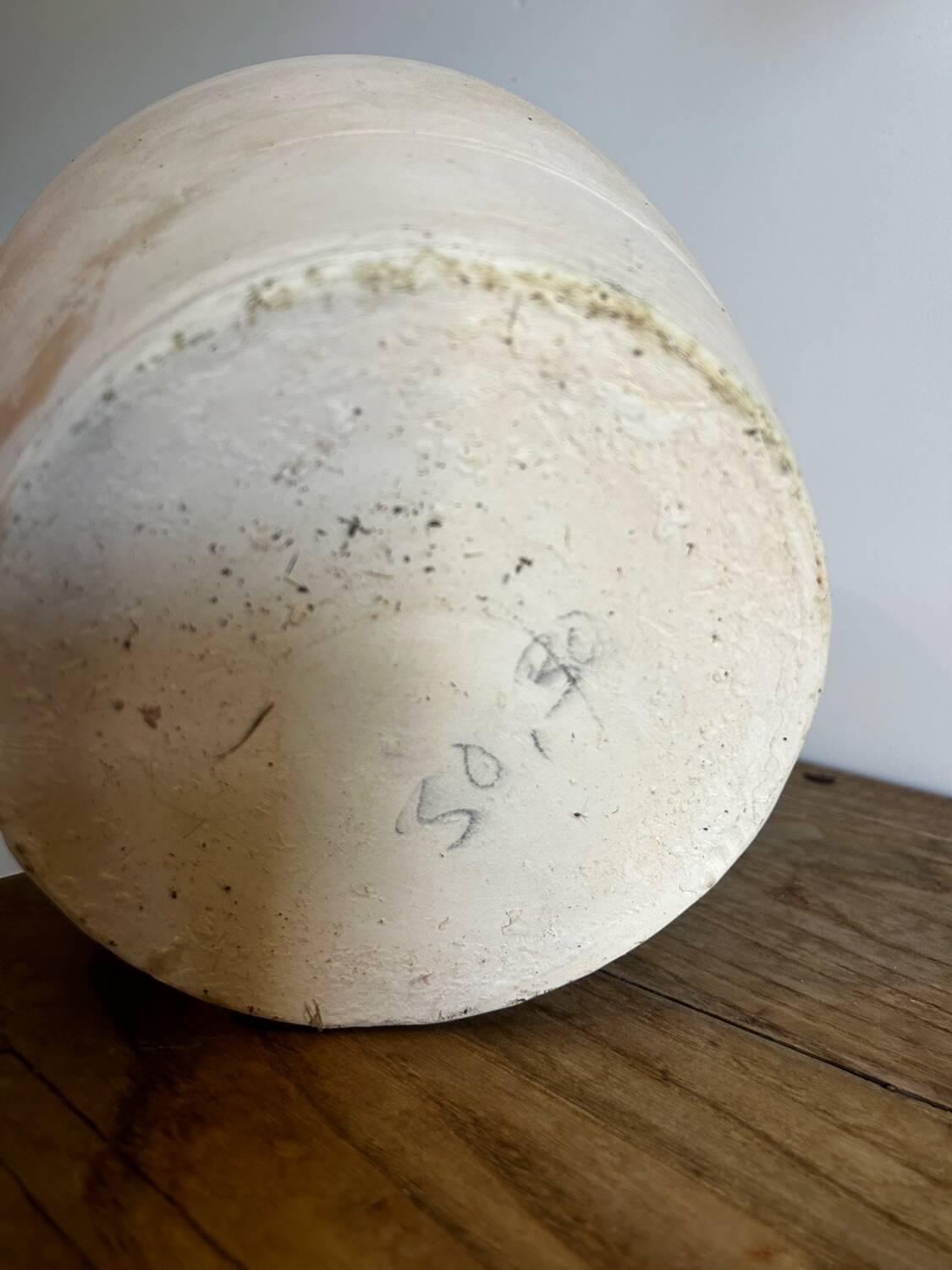 Terracotta vase gargoulette