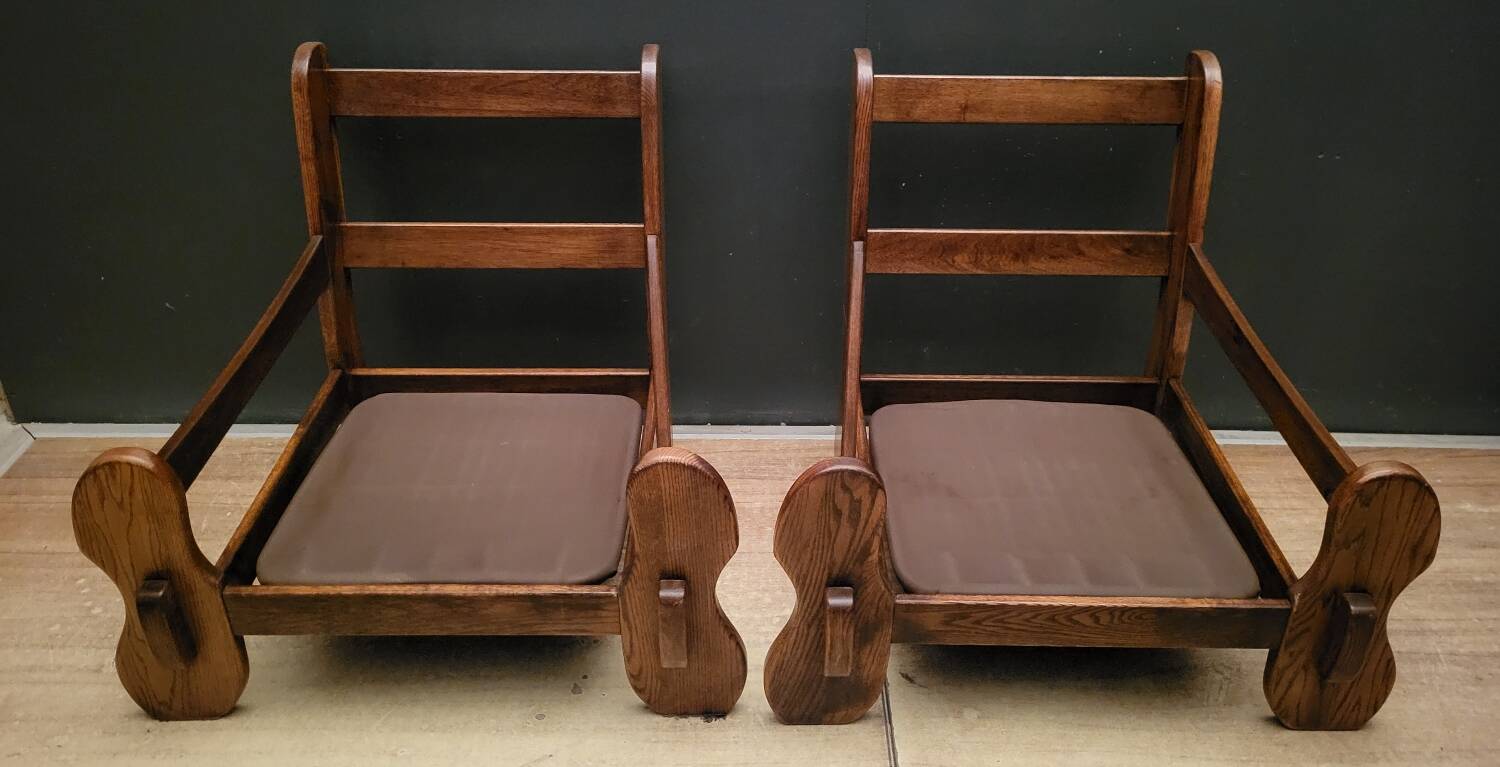 Pair of Vintage Brutalist armchairs from the 60s in leather and solid oak
