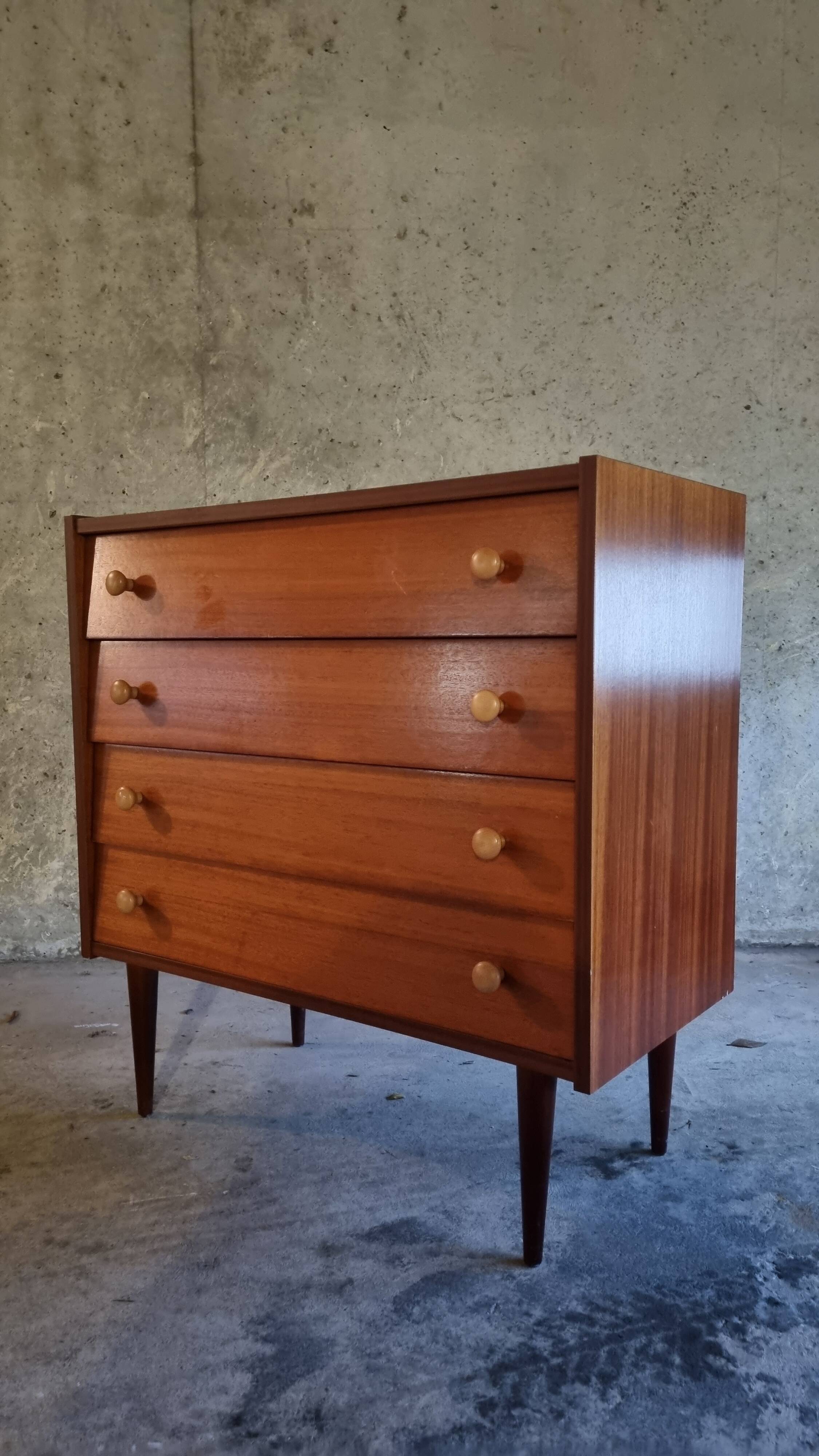 Vintage chest of drawers