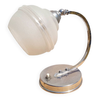 Table lamp circa 1940 frosted globe