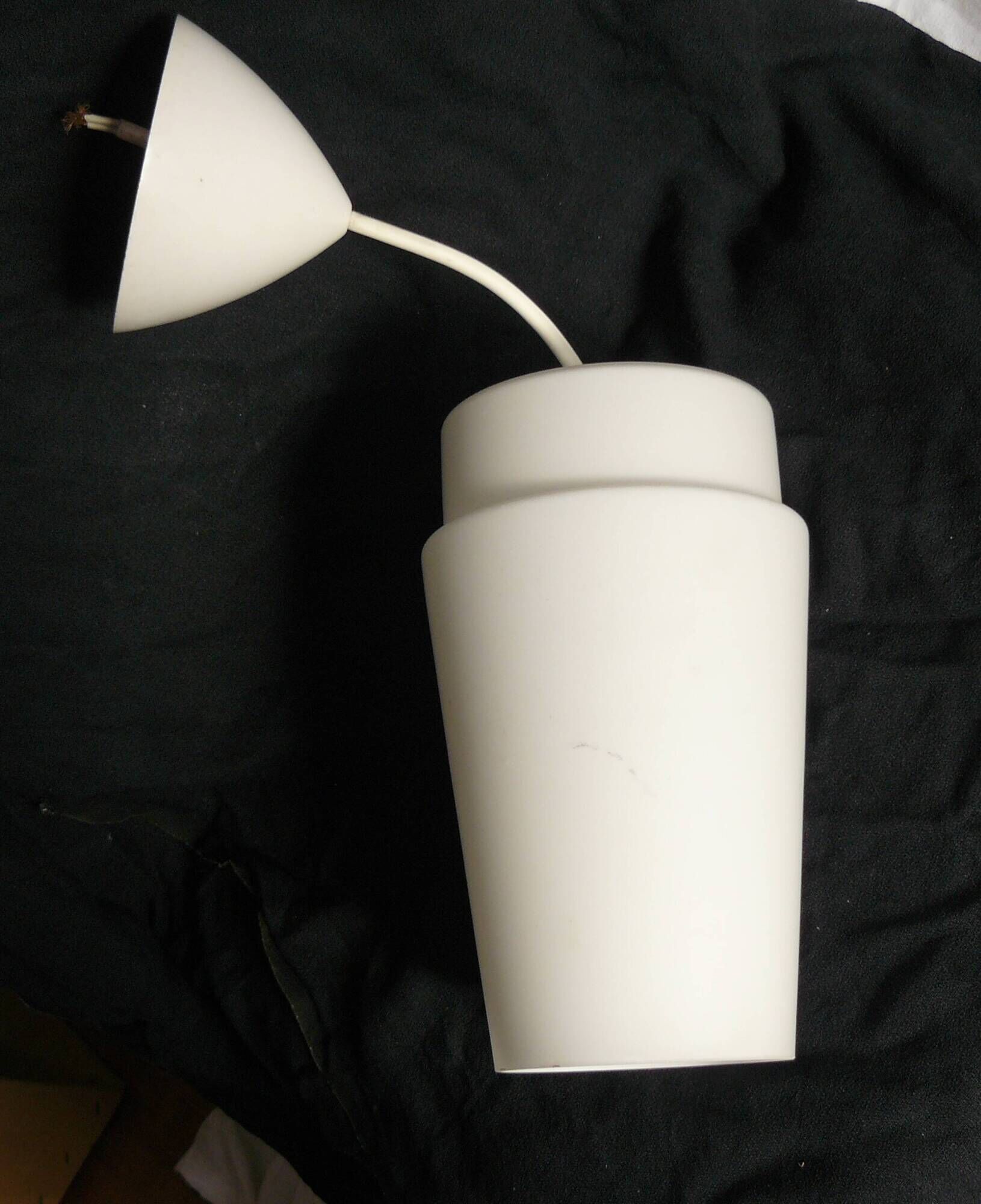 Lampe suspension opaline cylindrique plafonnier Design moderniste 1960