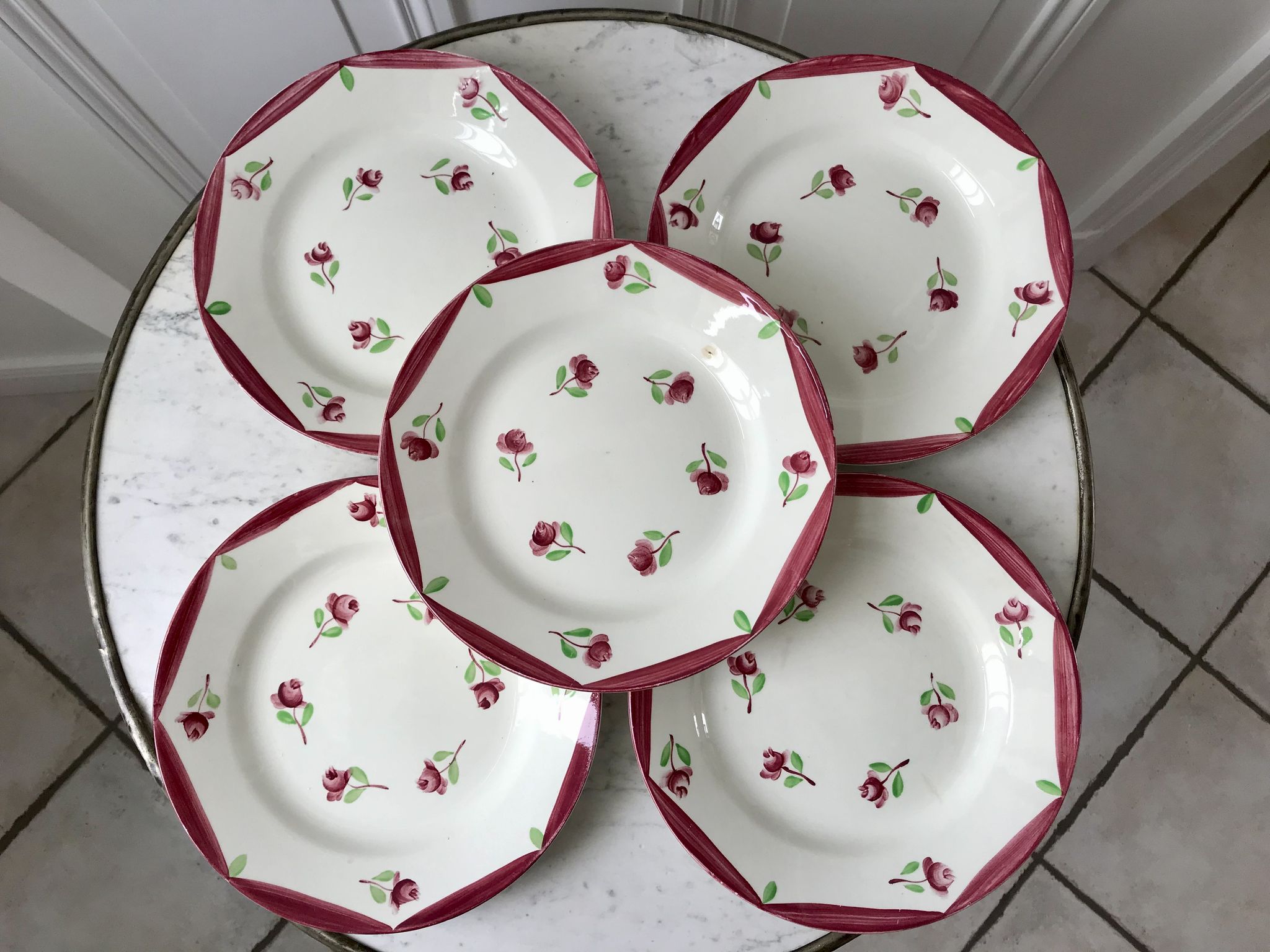 Set of 5 flat plates digoin sarreguemines model aigues-vives hand painted years 30-40