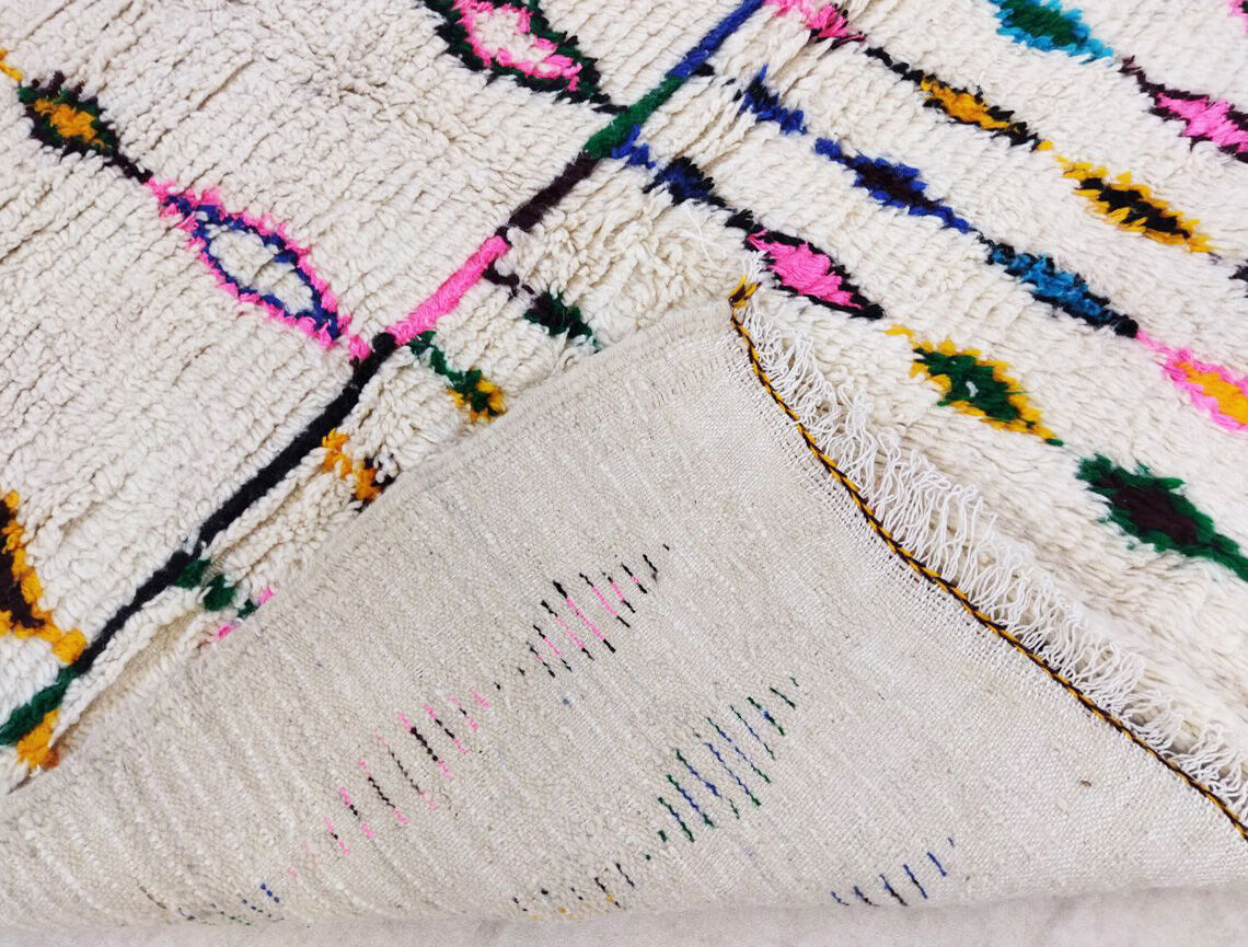 Moroccan berber carpet 270x164cm