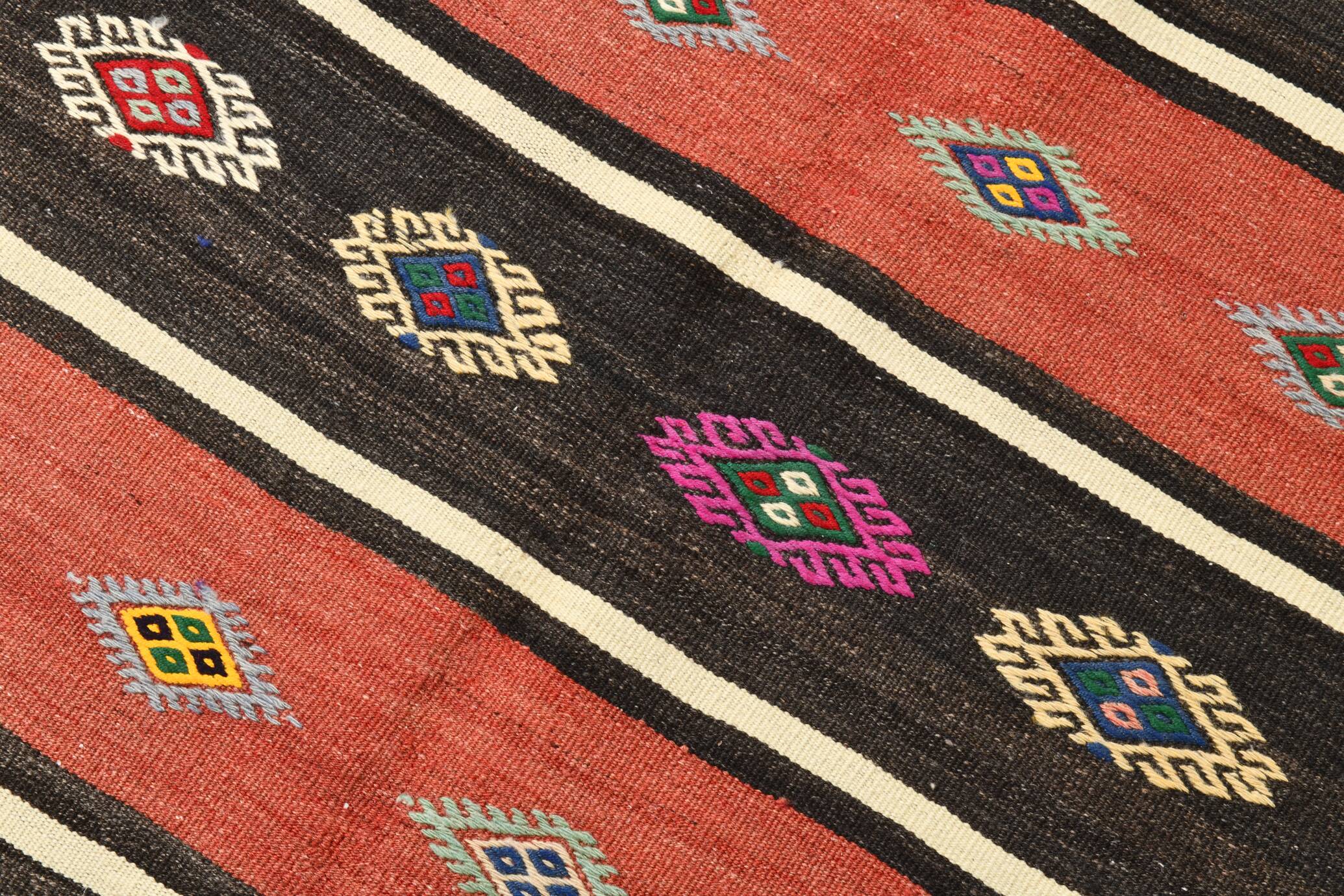 6x9 Red Cream Handmade Wool Vintage Rug, 178x274Cm