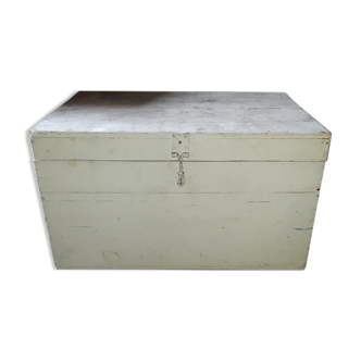 Wooden white box