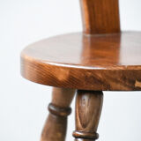Chaise brutaliste en bois
