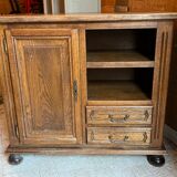 TV stand oak 80 years