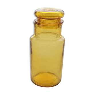 Pot of legal apothecary