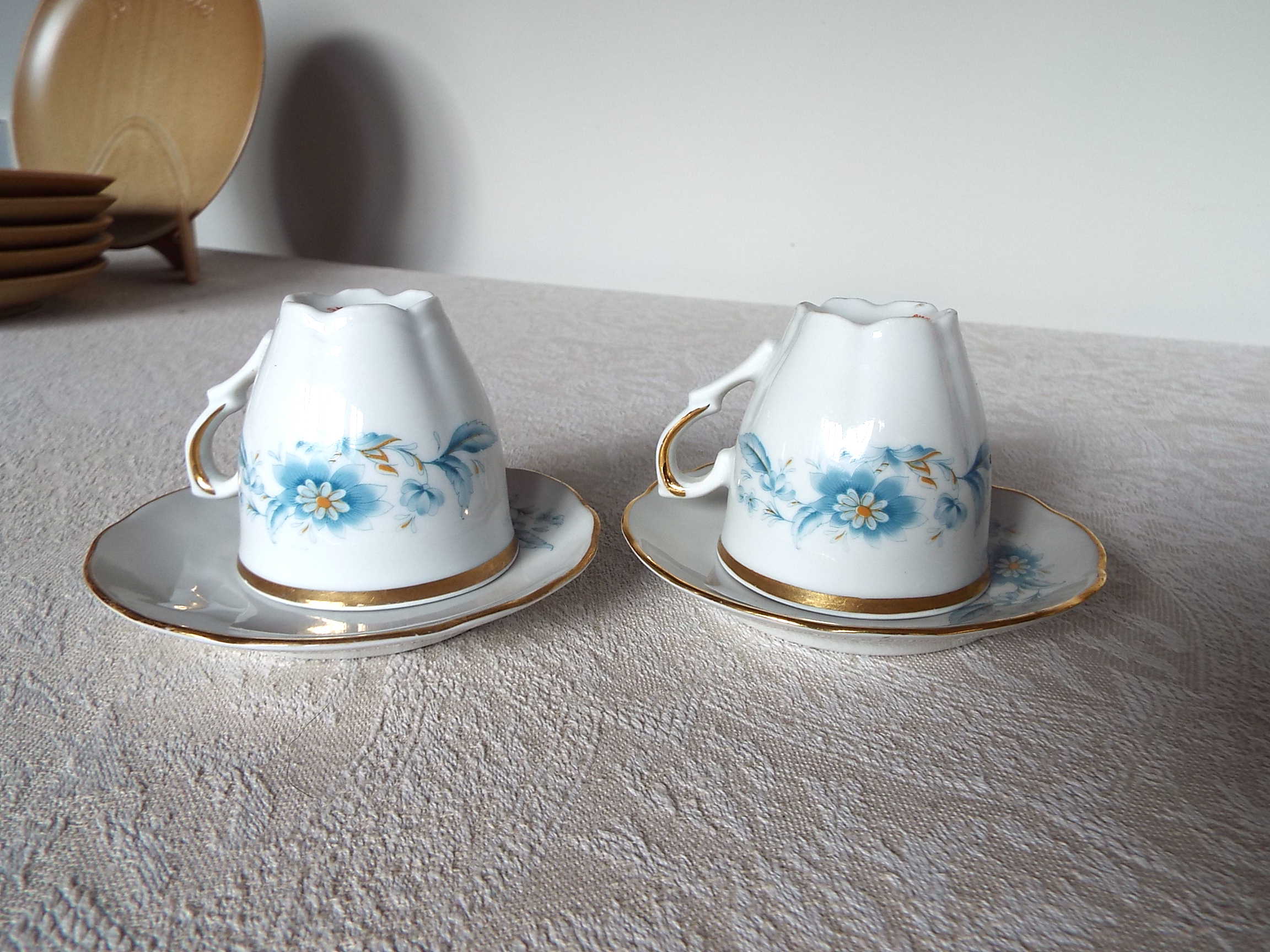 2 coffee cups Chauvigny porcelain