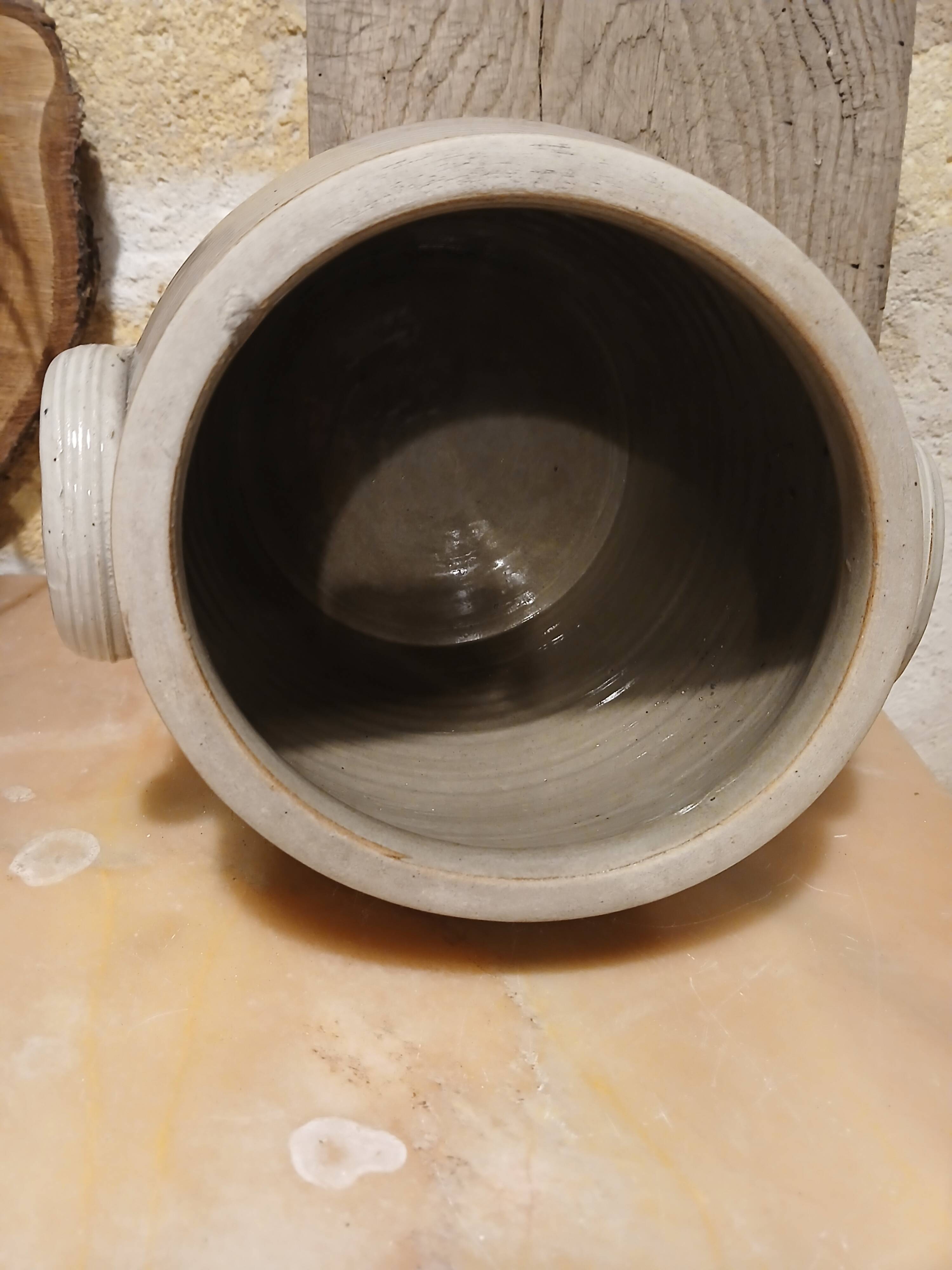 Old stoneware grease pot, gray Height 24.5 cm