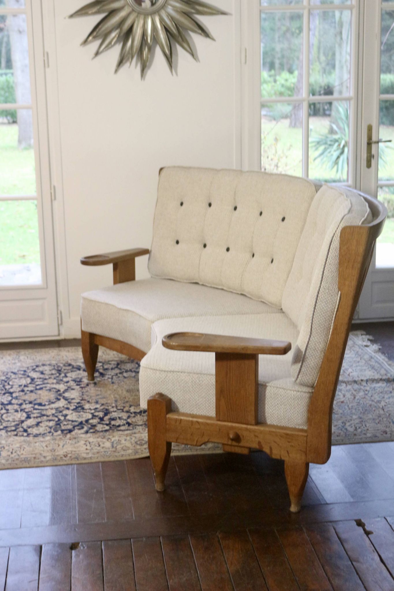 “Véronique” sofa, by Guillerme and Chambron, 1970s Vos Maison edition. Ref Veronica