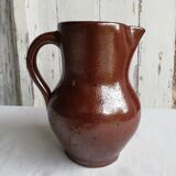 Sandstone pitcher