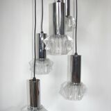 Chandelier cascade, 70