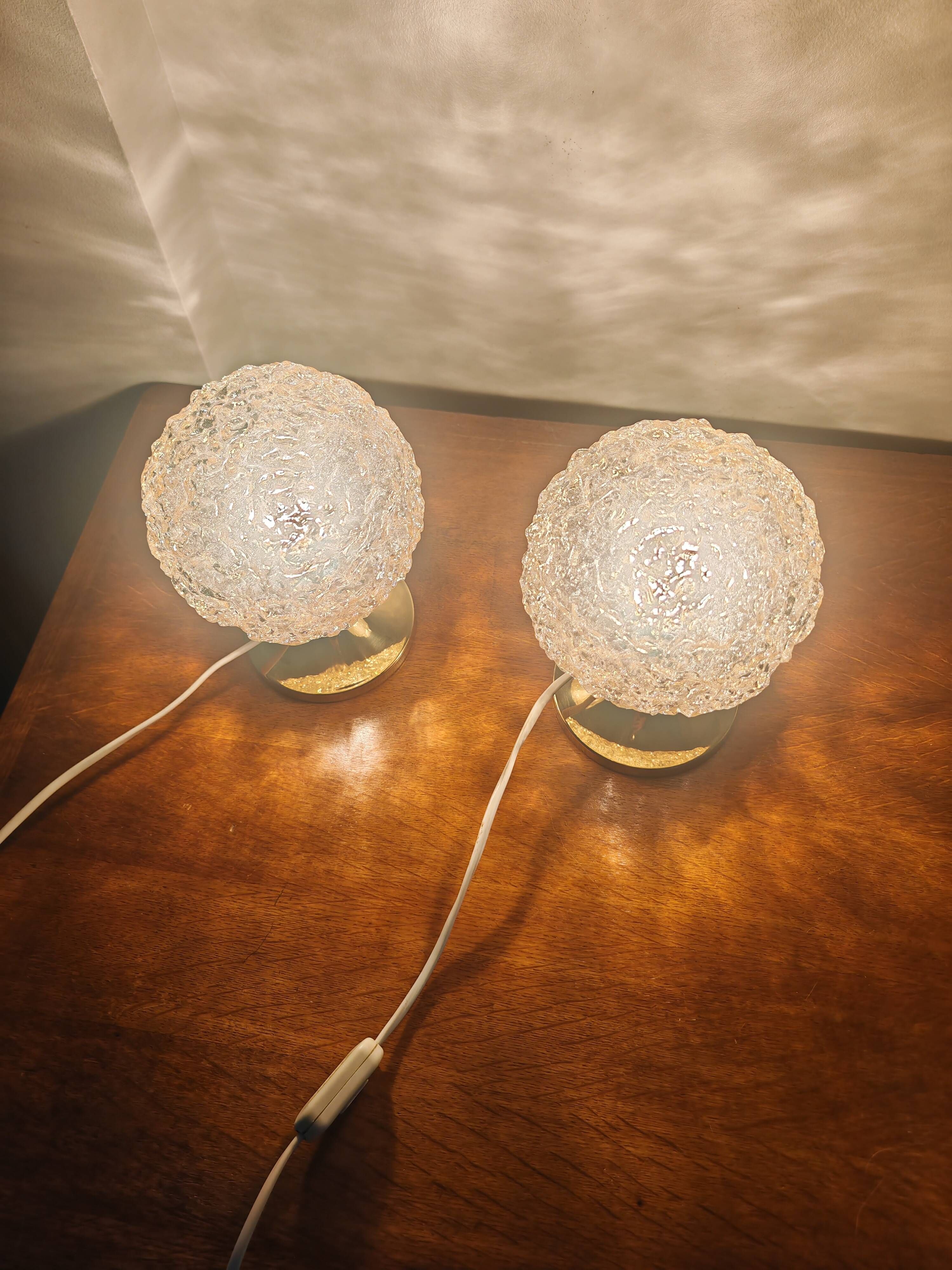 Pair of Space Age table lamps from the 70s – German design – Frosted glass "Ice"
