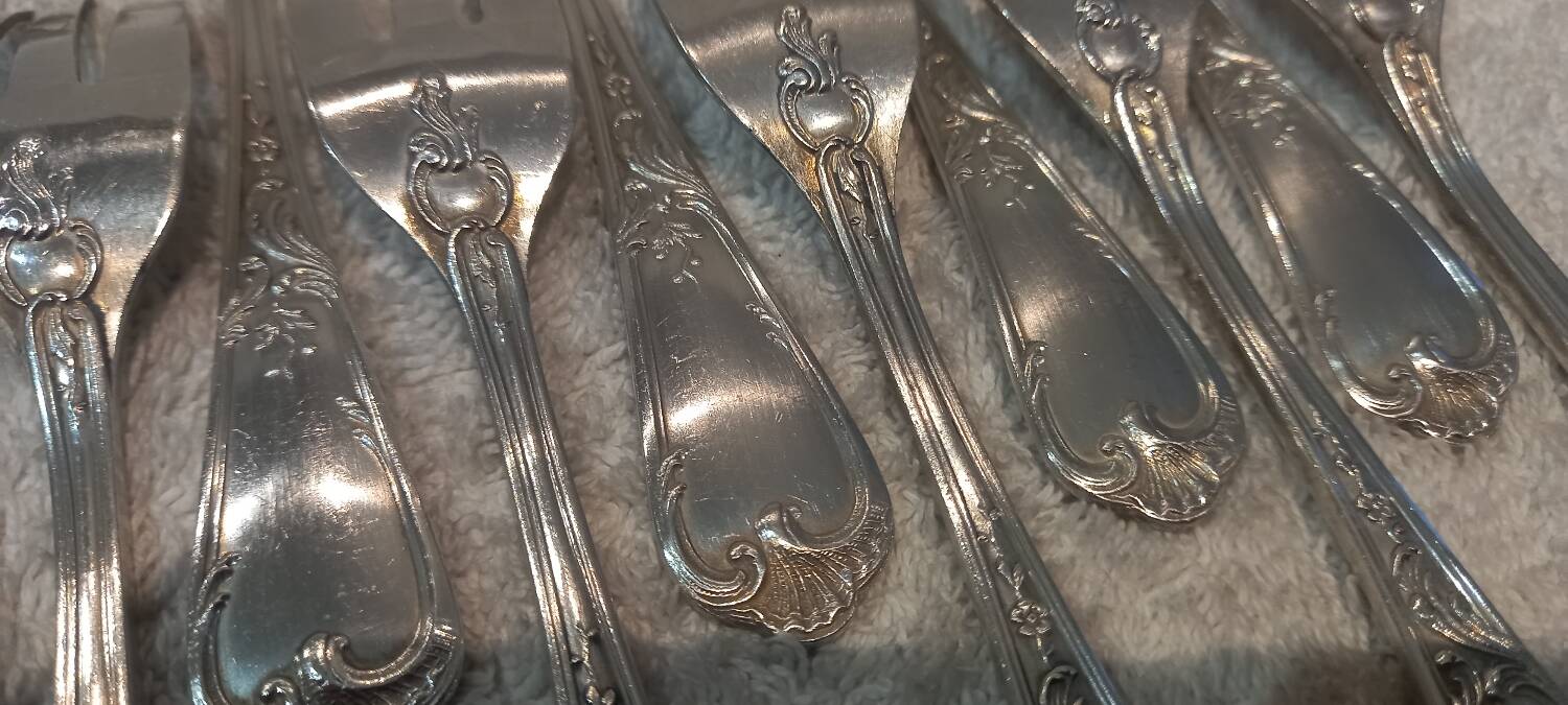 12 silver plated cake forks, Ercuis LXV 29, 14.4cm