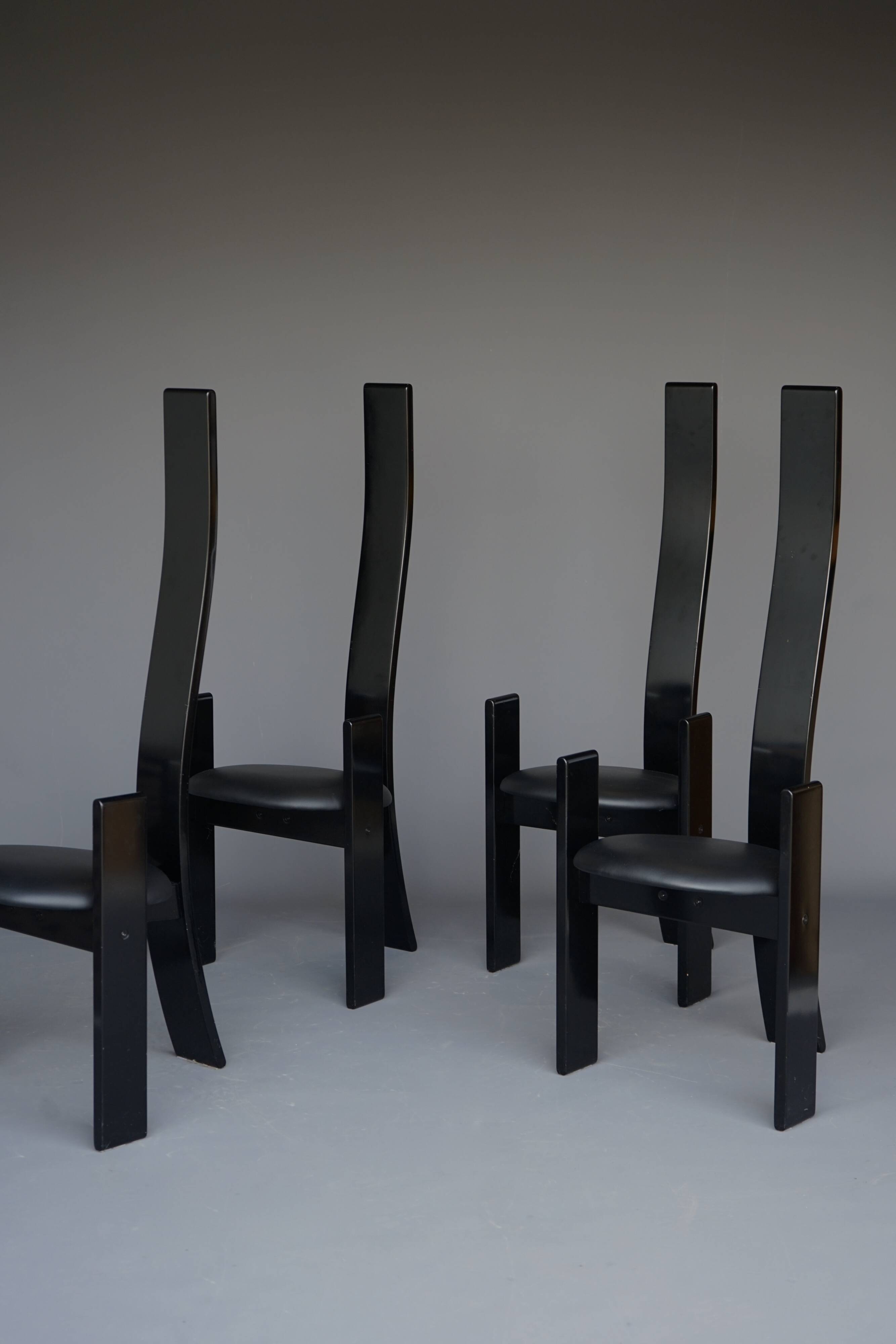 Chaises Golem Mid-Century par Vico Magistretti pour Poggi, 1970s, Set de 4