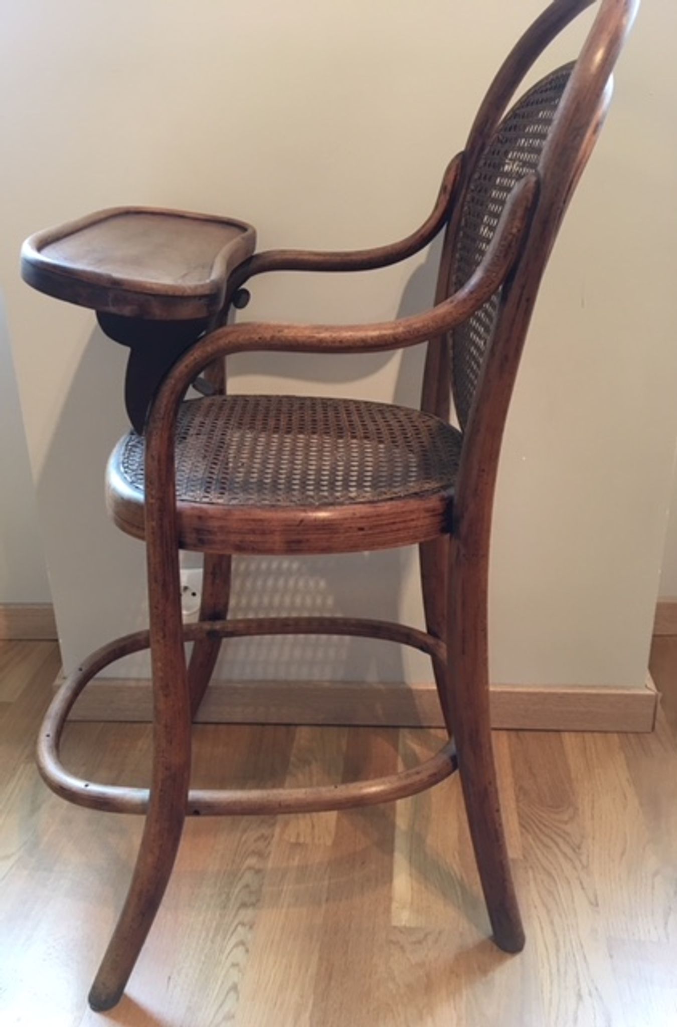 Baby high chair Thonet