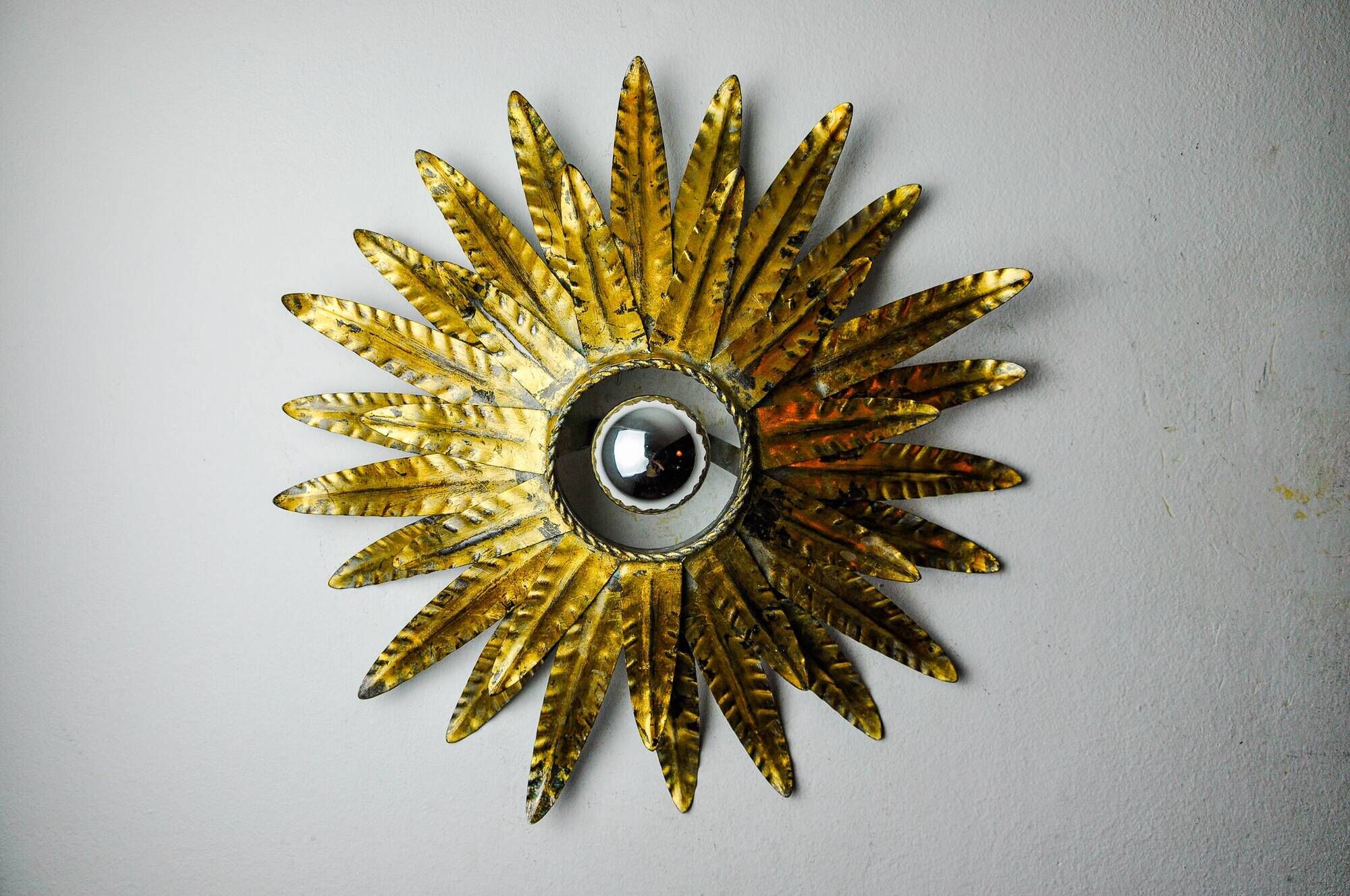 Sun wall lamp by Ferro Arte, metal and gold leaf, Spain 1970