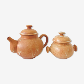 Sandstone and sugar teapot